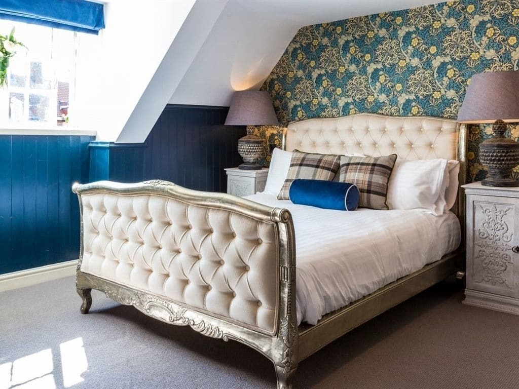 The Dirty Bottles 4* Alnwick